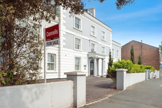 Dorchester Road, Weymouth, photo 1