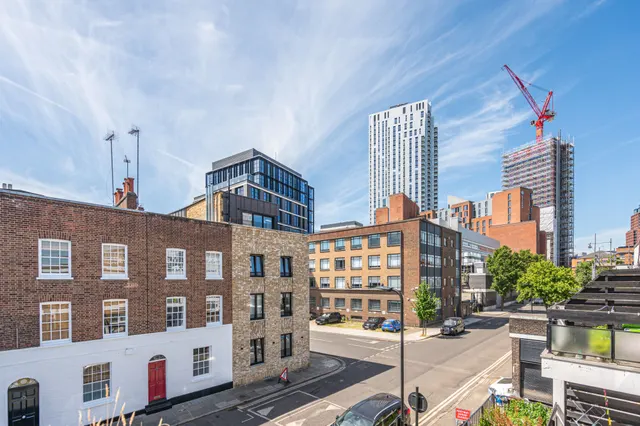 Photo 3 — 19 Anthony Cope Court, Chart Street, London