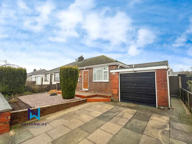 Newlands Drive, Bolton, Lancashire, BL6 5SD, photo 1