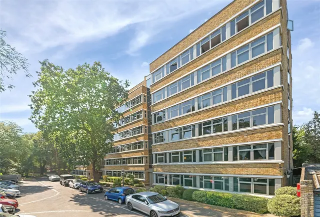 Holly Tree Close, Southfields, London, SW19, photo 1