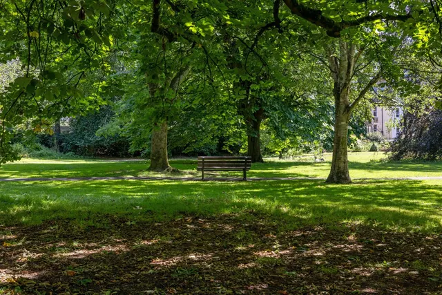 Photo 2 — Henrietta Gardens, Bath, Somerset, BA2 6LZ