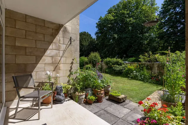 Henrietta Gardens, Bath, Somerset, BA2 6LZ, photo 1