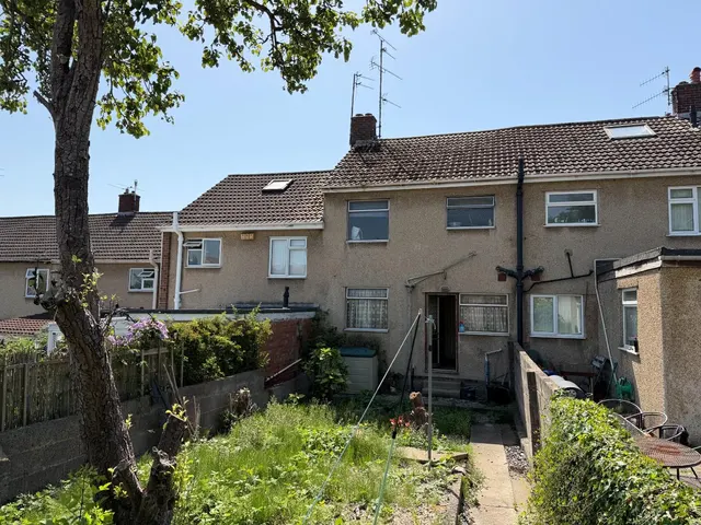 Photo 3 — Prospect Crescent, Bristol