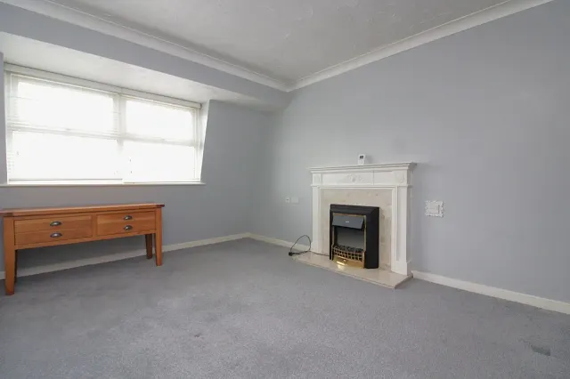 High Street, Baldock, SG7, photo 3
