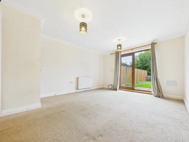 Lound Road, Lowestoft, photo 3