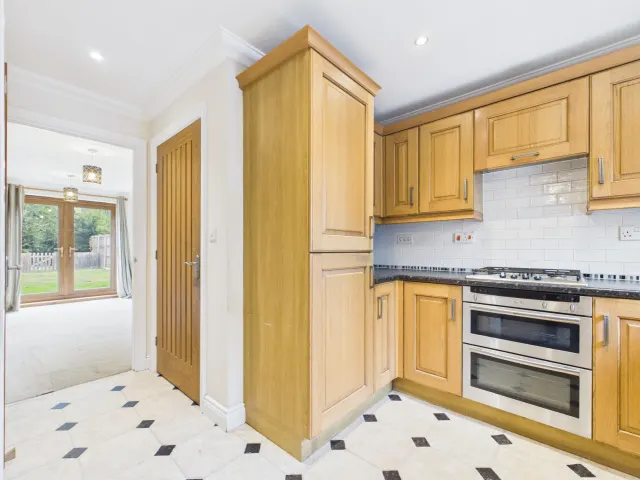 Lound Road, Lowestoft, photo 1