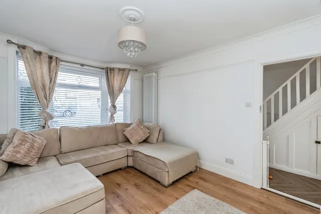 Photo 3 — Ashmead Road, Southampton