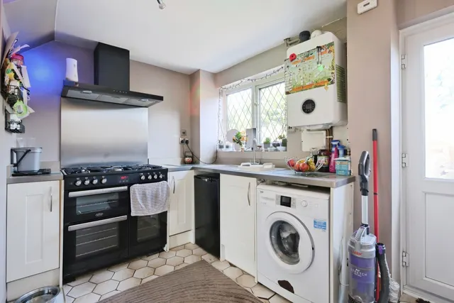 Stonymoor Close, Holbury, SO45, photo 3