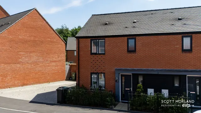 Treetop Avenue, Basingstoke, RG23 7GJ, photo 1