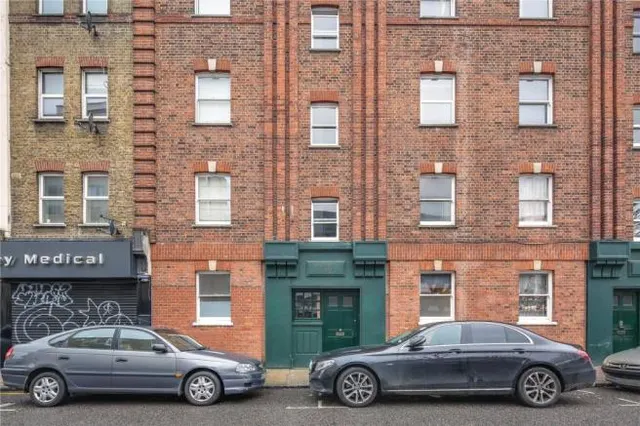 Photo 2 — Greenwich Court, Cavell Street, E1 2BS