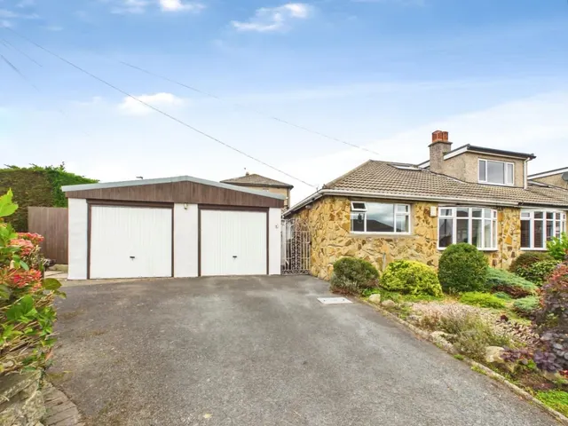 Heaton Drive, Bingley, BD16, photo 1