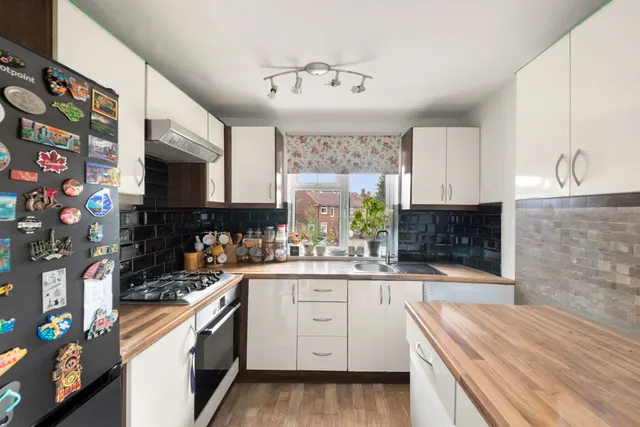 Darwin Drive, Southall, UB1, photo 3