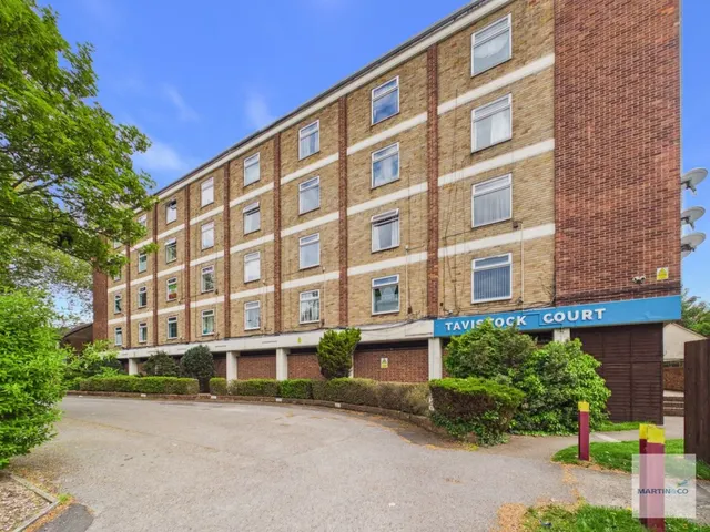 Tavistock Court, Mansfield Road, Carrington, photo 1