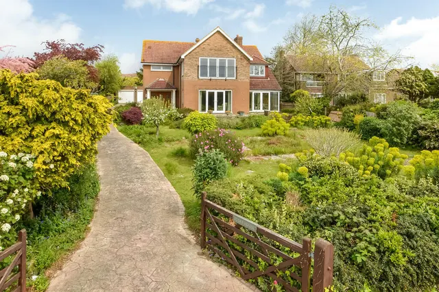 Little Anglesey Road, Gosport, photo 1