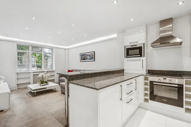 Old Brompton Road, Earls Court, SW5, photo 2
