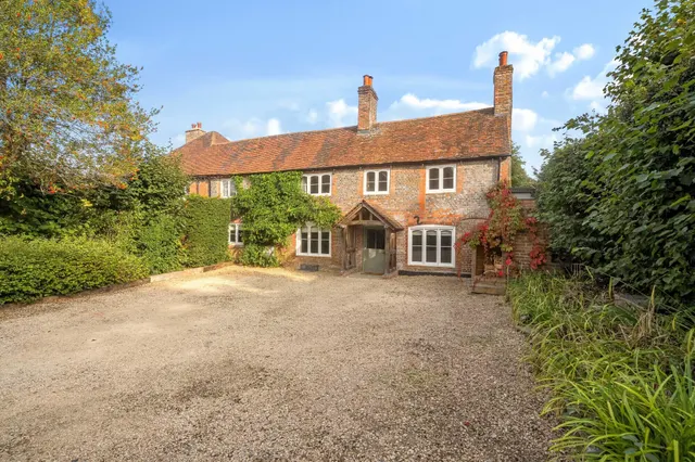 Bath Road, Newbury, RG14, photo 1