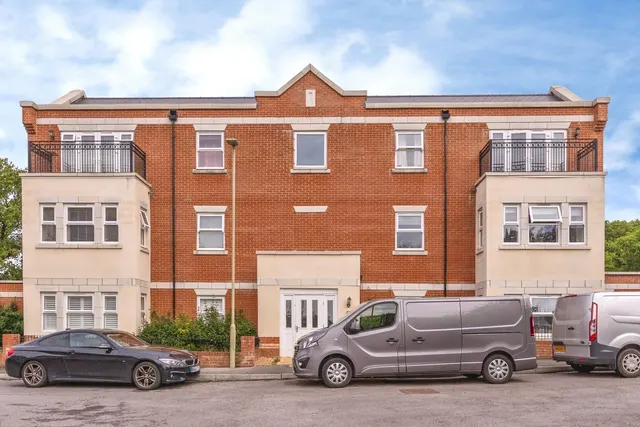 Merritt Way, Waterlooville, PO8, photo 1