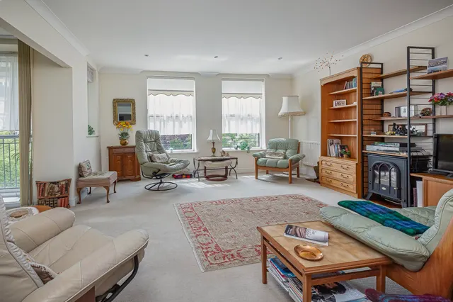 Photo 2 — Norfolk Heights, Church Road, Tunbridge Wells, Kent, TN1 1JB