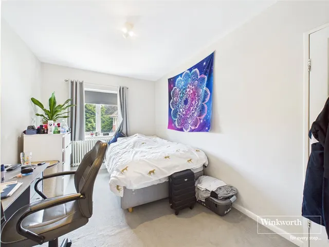 Manor Hall Drive, Hendon, NW4, photo 3