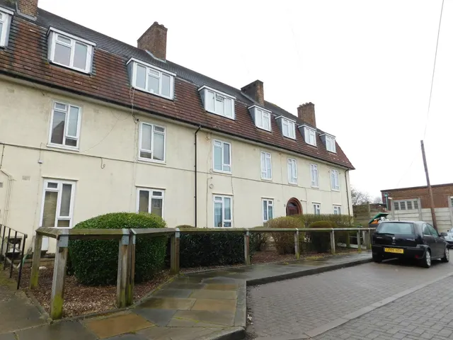 Brants Walk, London, W7 1BU, photo 1
