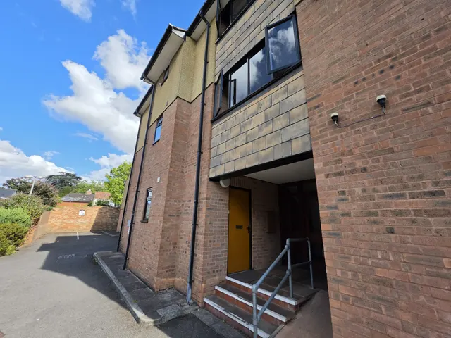 Dovetail Court, photo 1