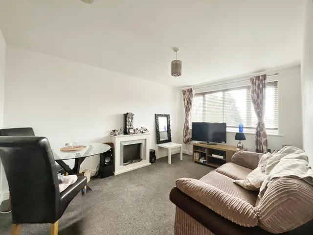 Bawtry Road, Doncaster, DN4, photo 2