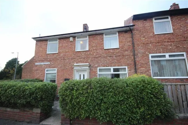 Bradford Crescent, Durham, DH1, photo 2