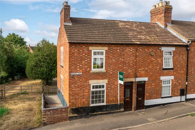 Hinwick Road, Wollaston, NN29, photo 1