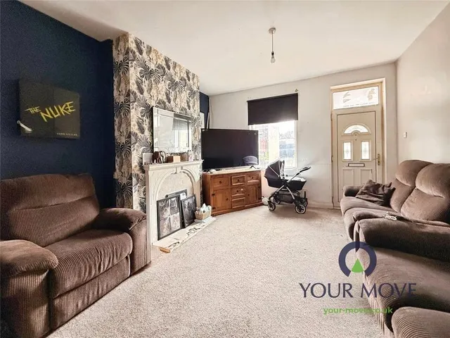 Photo 2 — Hough Lane, Wombwell, Barnsley, S73