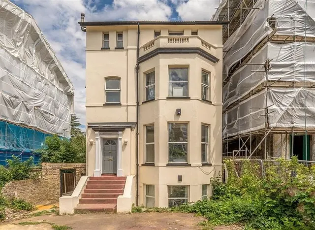 Burnt Ash Hill, Lee, SE12, photo 1