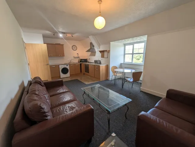 Photo 2 — Ludford Court, Crewe