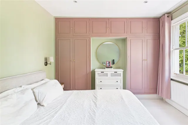 Hurst Street, London, SE24, photo 1