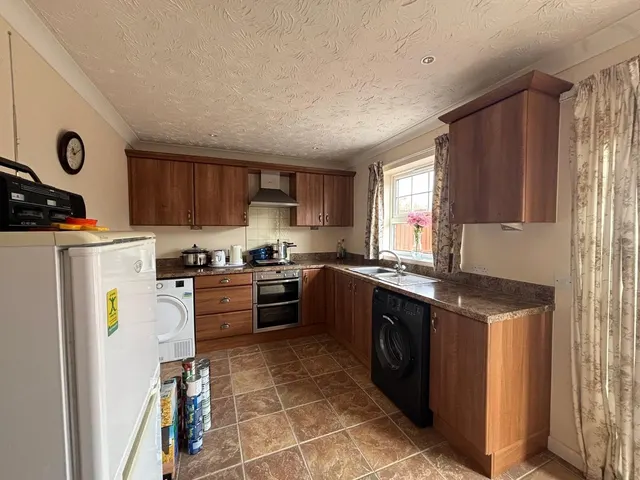 Photo 2 — Ashton Hall Drive, Boston, Lincolnshire, PE21