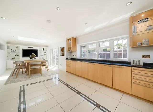 Photo 2 — Hampton Court Avenue, East Molesey, KT8
