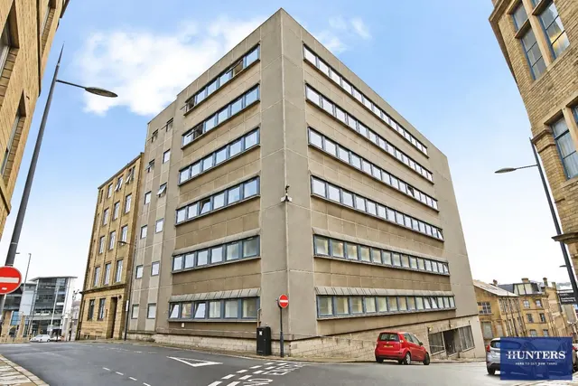Olicana House, Chapel Street, Bradford BD1, photo 1