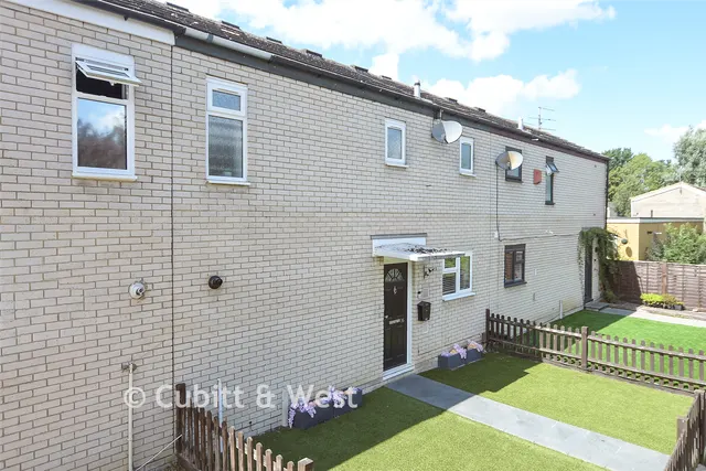 Hickling Walk, Crawley, RH10, photo 1
