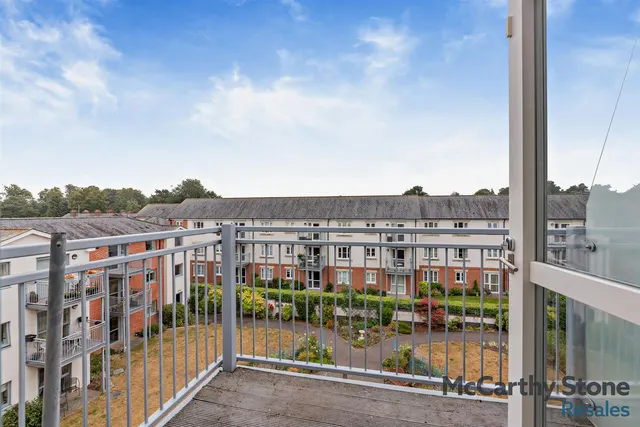 New Road, Basingstoke, RG21, photo 1