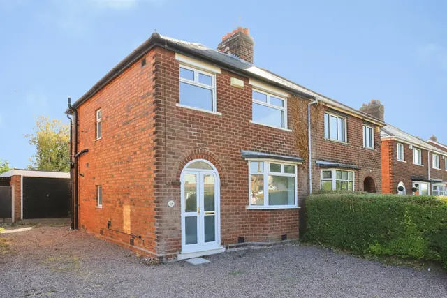 Bee Lane, Fordhouses, Wolverhampton, photo 1