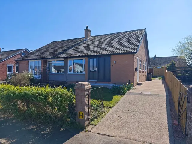 Orchard Lane, Houghton CA3 0LZ, photo 1