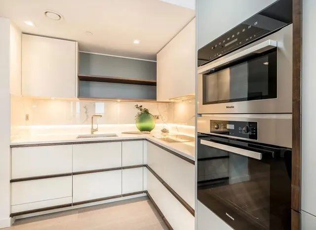 Photo 2 — Newcastle Place, Hyde Park, W2