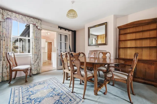 with 3 bedrooms in Old Harlow, CM17, photo 2