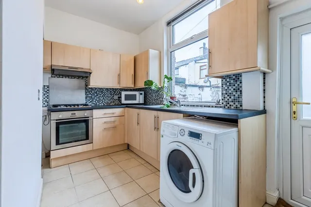Walmsley Street, Tottington, BL8, photo 3