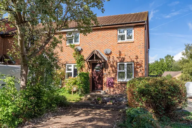 Leith View, North Holmwood, RH5, photo 1