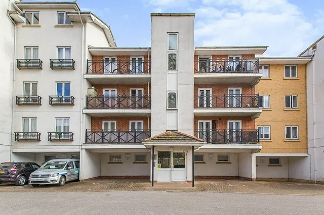 Chantry Close, London, SE2, photo 1