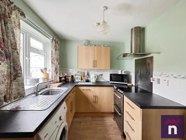 Damask Way, Warminster, BA12, photo 2