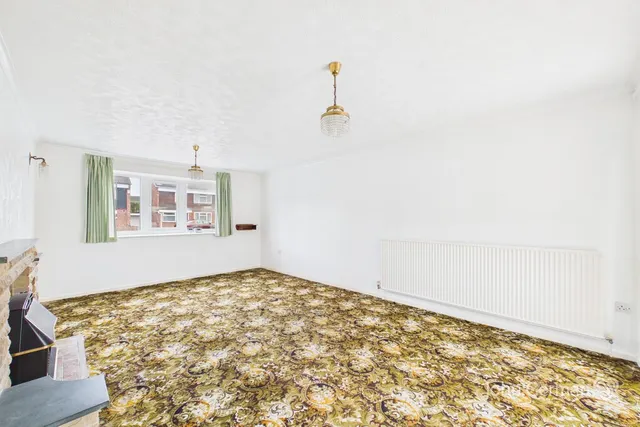 Lundie Close, Stenson Fields, photo 3