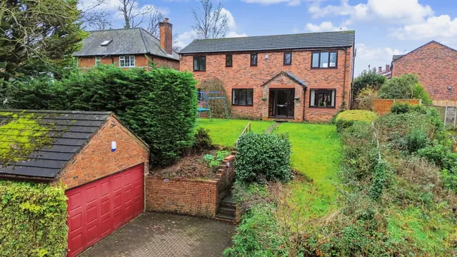 Clifton Road, Prestwich, M25, photo 1
