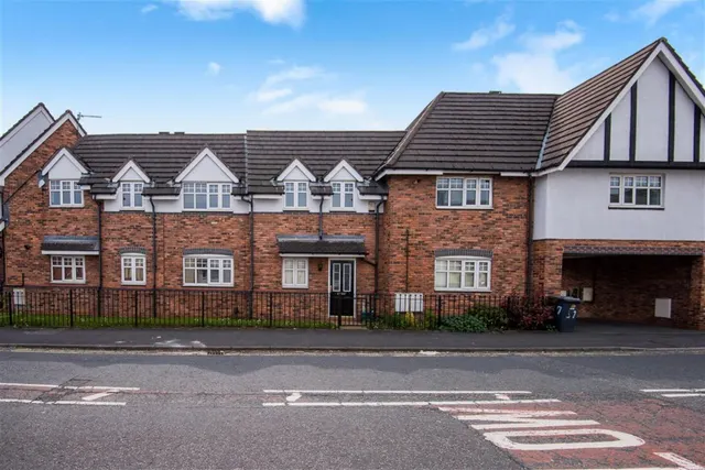 Moorside Road, Swinton, M27, photo 1