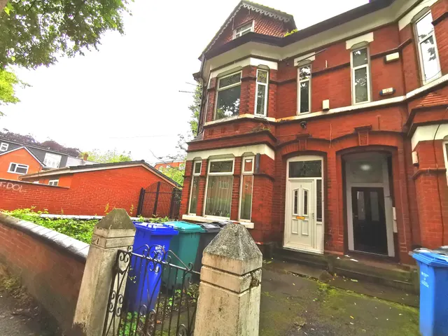 Blair Road, Whalley Range, photo 1
