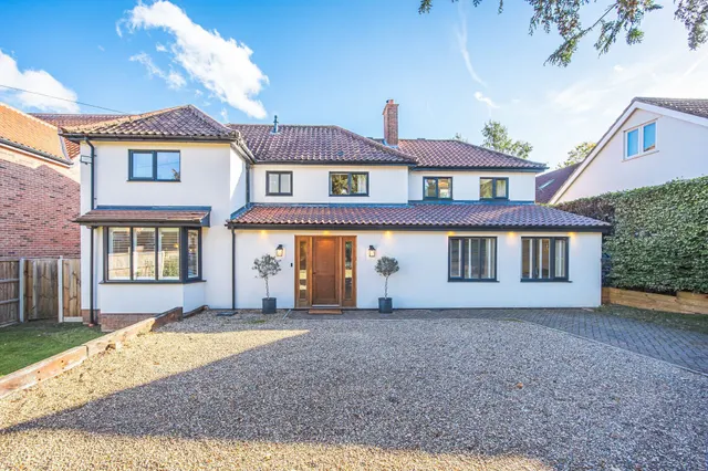 Beautifully Renovated and Extended Ho, photo 1